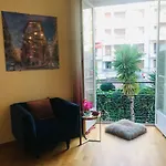 Roses & Ivy, Rue Du Congres Апартаменты *